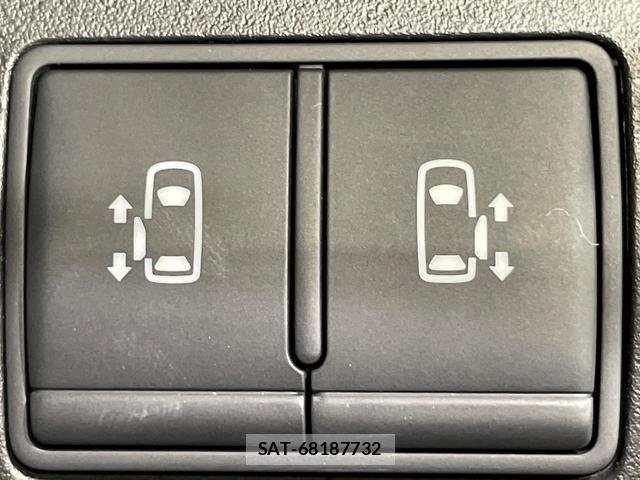 Nissan SERENA 2014-01 8363706-5