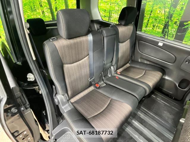 Nissan SERENA 2014-01 8363706-8