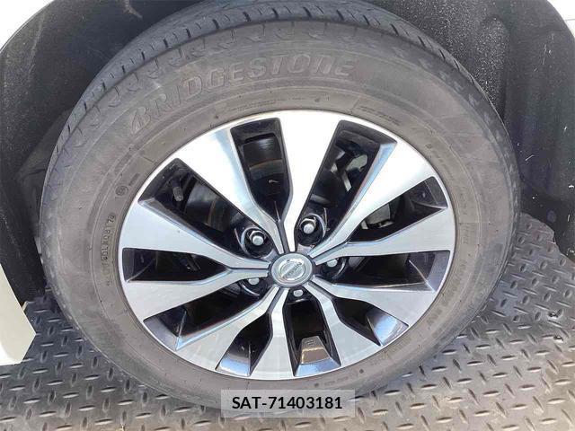 Nissan SERENA 2017-11 8363736-11