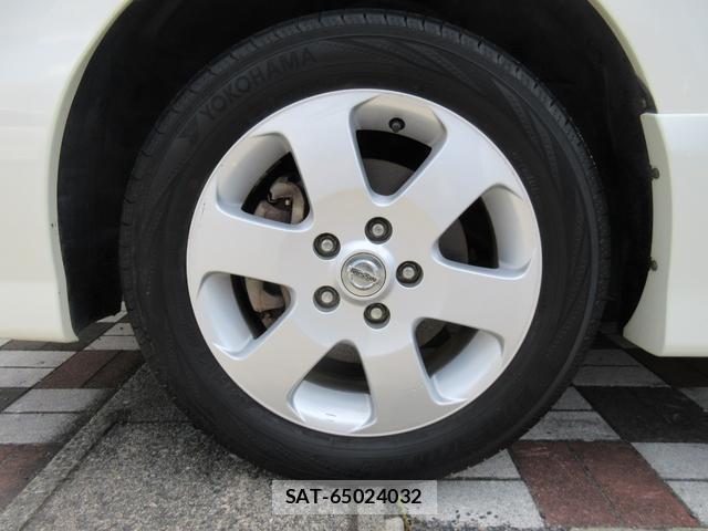 Nissan SERENA 2010-06 8363761-11