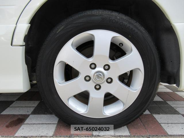 Nissan SERENA 2010-06 8363761-12