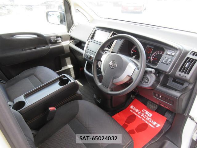 Nissan SERENA 2010-06 8363761-13