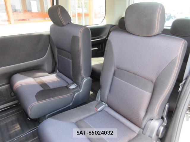 Nissan SERENA 2010-06 8363761-18