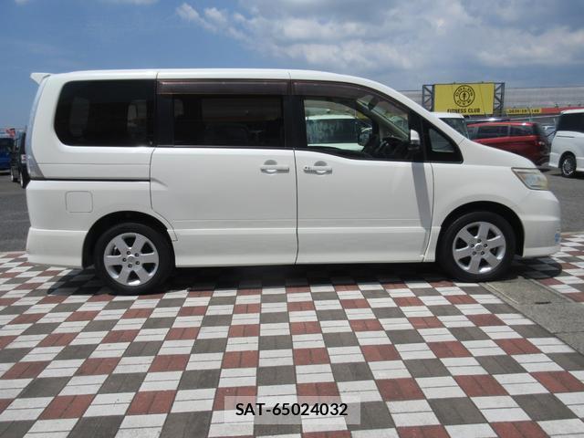 Nissan SERENA 2010-06 8363761-7
