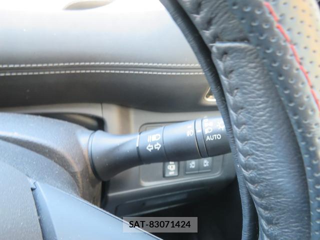 Nissan SERENA 2018-03 8363837-7
