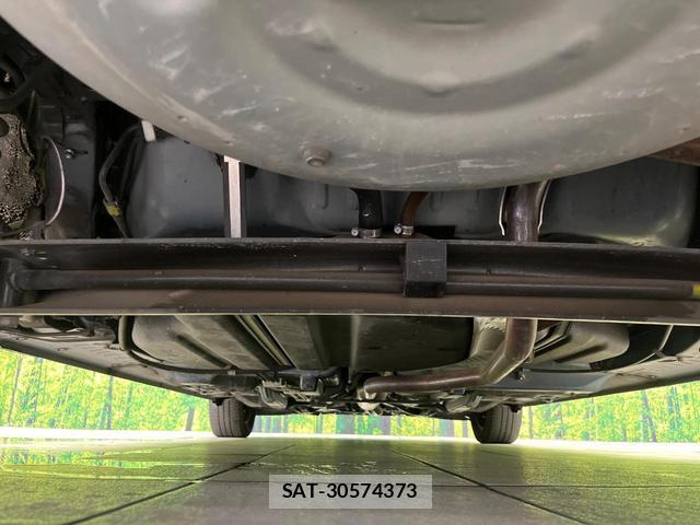 Toyota SIENTA 2017-08 8360549-18