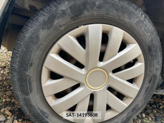 Toyota SIENTA 2005-11 8360620-12