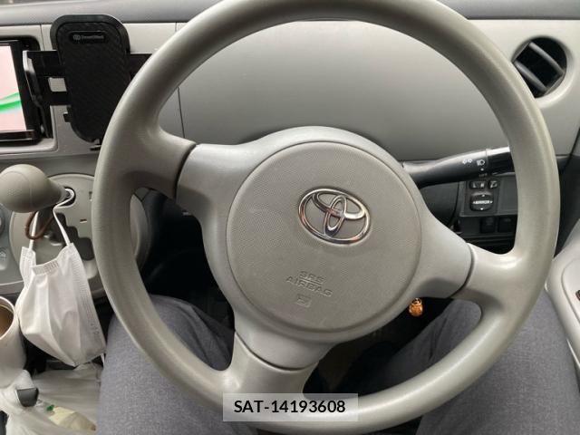 Toyota SIENTA 2005-11 8360620-14