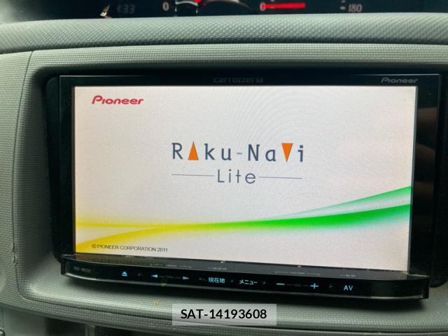 Toyota SIENTA 2005-11 8360620-17