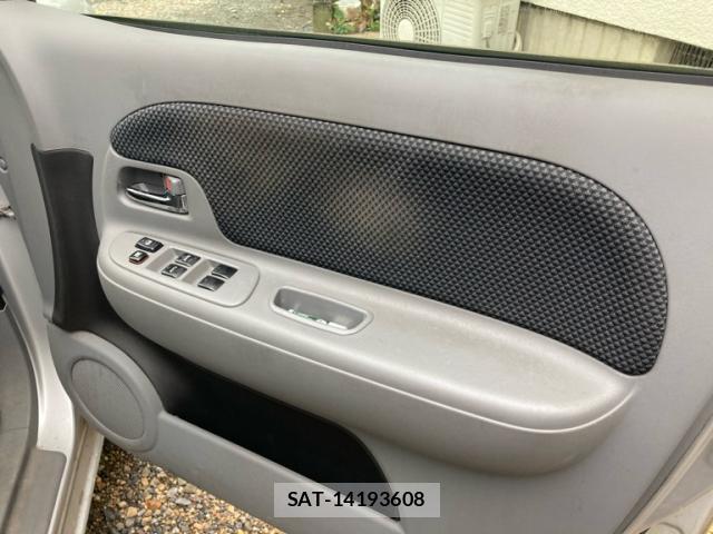Toyota SIENTA 2005-11 8360620-6