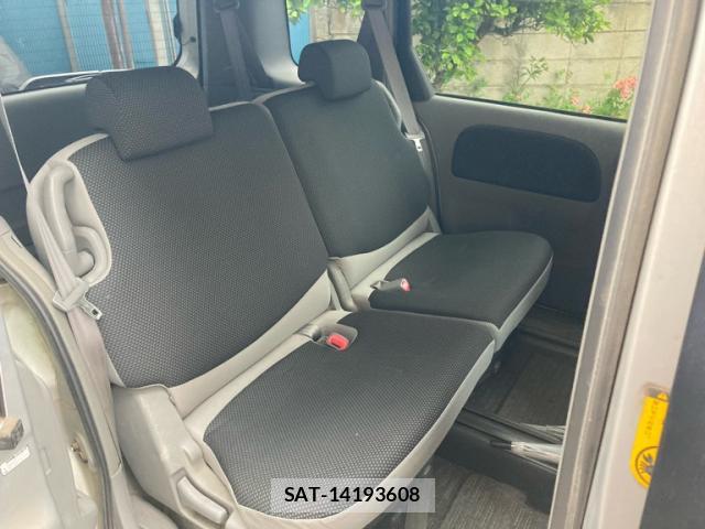 Toyota SIENTA 2005-11 8360620-9