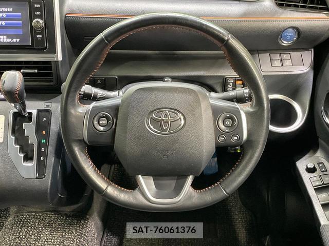 Toyota SIENTA 2017-09 8360645-12