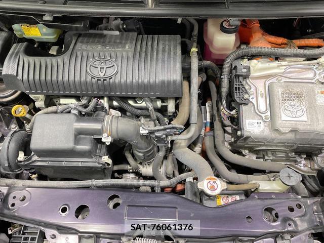 Toyota SIENTA 2017-09 8360645-17
