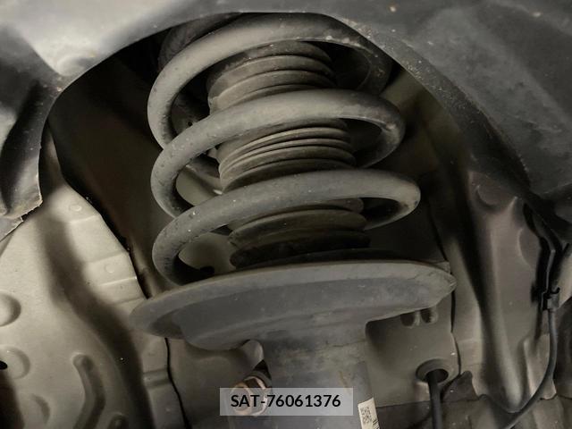 Toyota SIENTA 2017-09 8360645-19