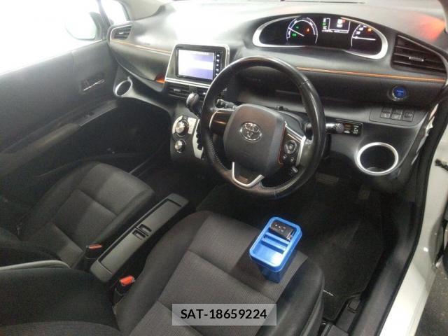 Toyota SIENTA 2019-05 8360702-2