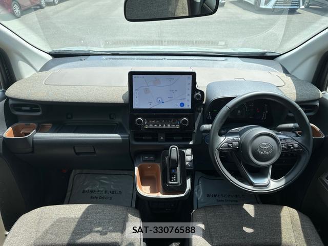 Toyota SIENTA 2022-10 8360872-1