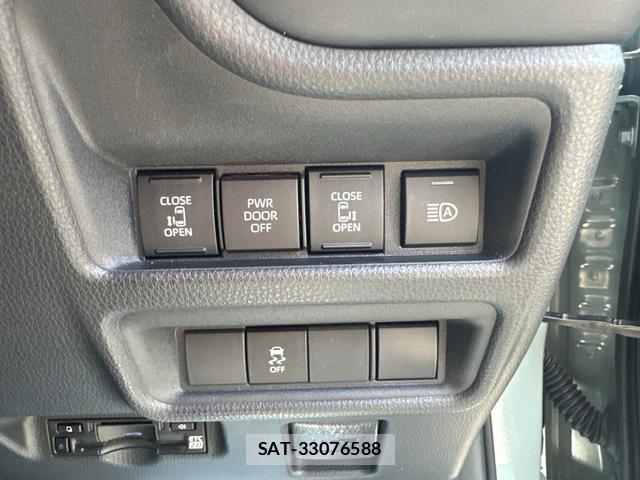 Toyota SIENTA 2022-10 8360872-8