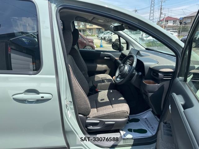 Toyota SIENTA 2022-10 8360872-9