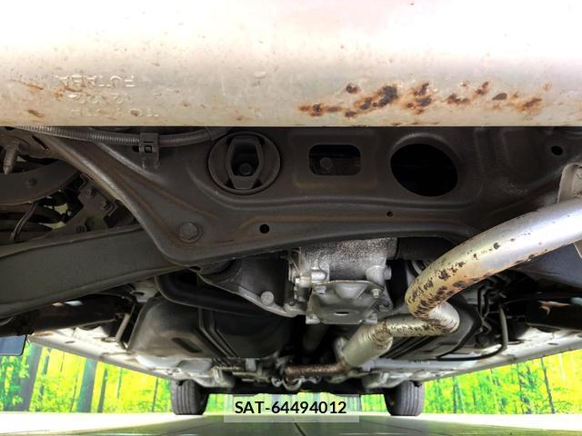 Toyota SIENTA 2015-11 8360992-18