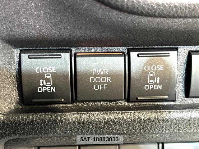Toyota SIENTA 2023-02 8360998-5