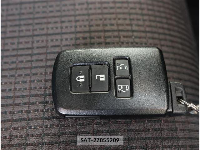 Toyota SIENTA 2019-11 8361043-17
