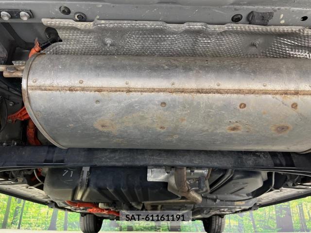 Toyota SIENTA 2023-11 8361057-18