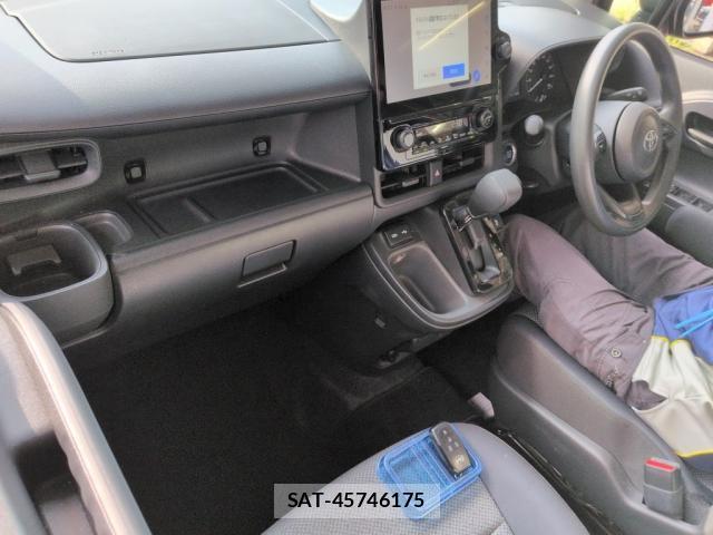 Toyota SIENTA 2023-03 8361333-2