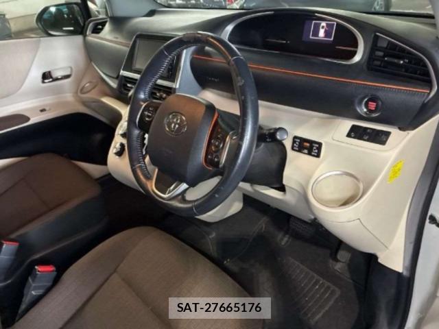 Toyota SIENTA 2016-03 8361349-2