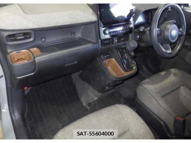 Toyota SIENTA 2023-05 8361397-2