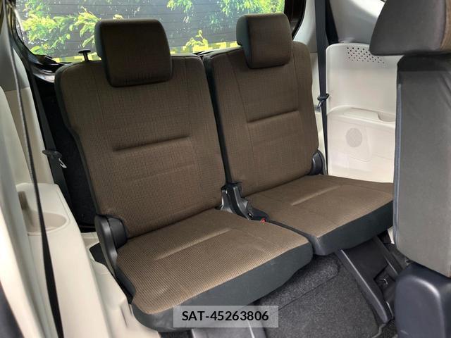 Toyota SIENTA 2016-12 8361737-9
