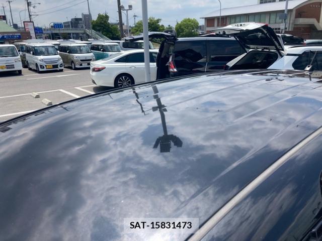 Toyota SIENTA 2017-01 8361755-3