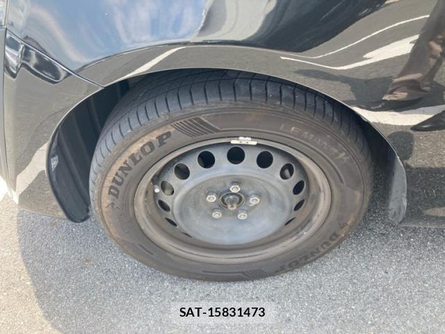 Toyota SIENTA 2017-01 8361755-4