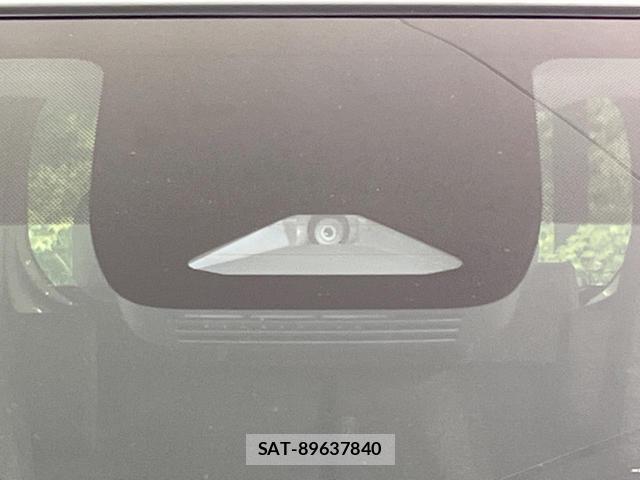 Toyota SIENTA 2023-03 8361982-4