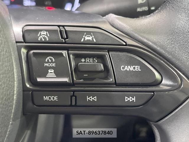 Toyota SIENTA 2023-03 8361982-5