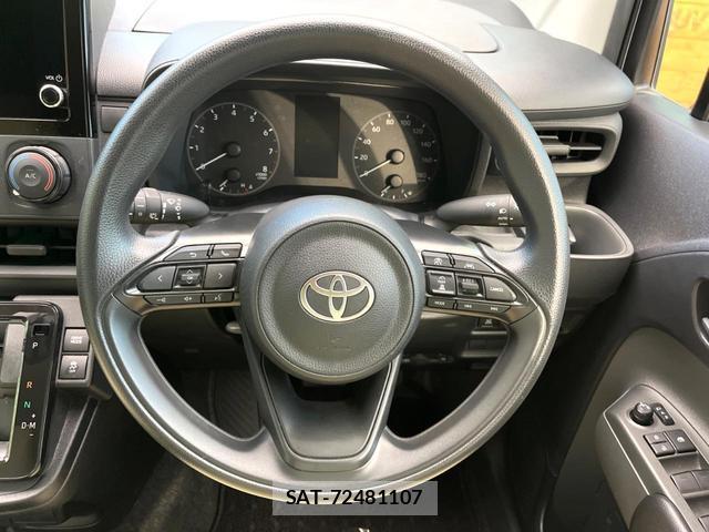 Toyota SIENTA 2024-08 8361983-11