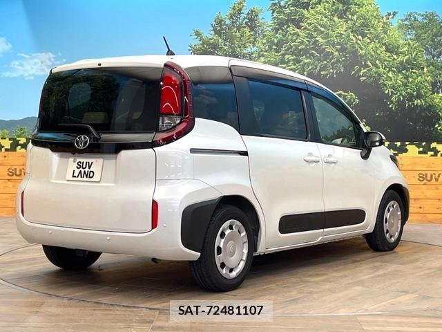 Toyota SIENTA 2024-08 8361983-16