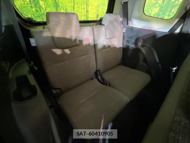 Toyota SIENTA 2023-07 8362029-9