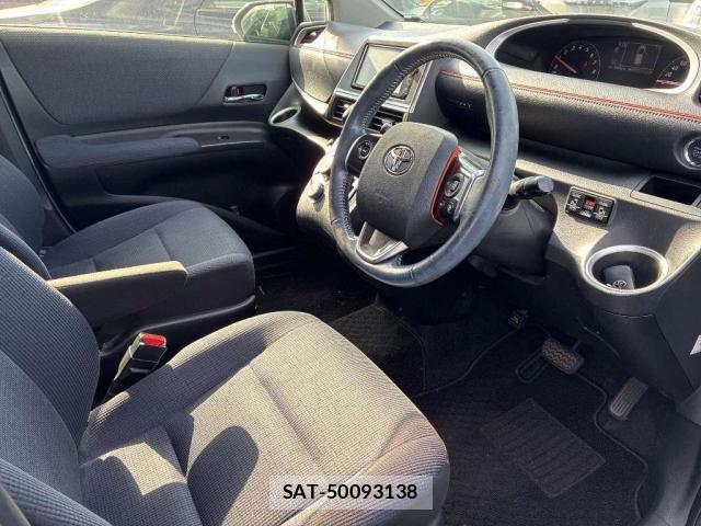 Toyota SIENTA 2016-02 8362082-4