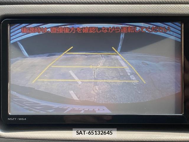 Toyota SIENTA 2014-08 8362531-6