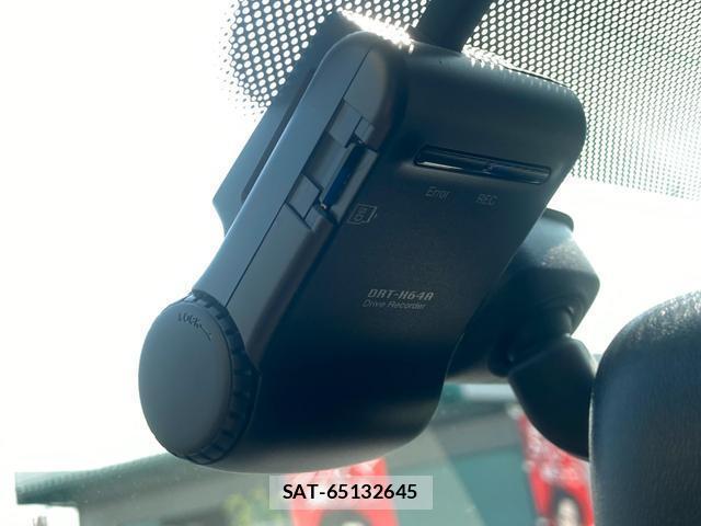 Toyota SIENTA 2014-08 8362531-7