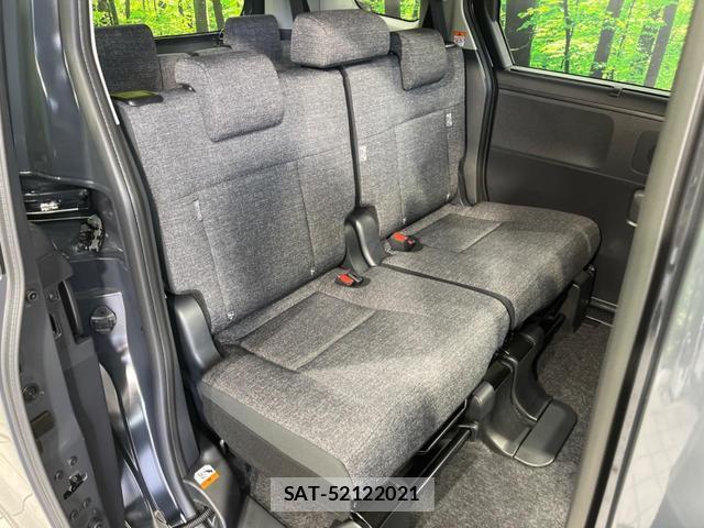 Toyota SIENTA 2026-06 8362740-8