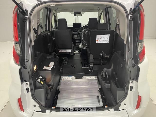 Toyota SIENTA 2026-07 8363089-10
