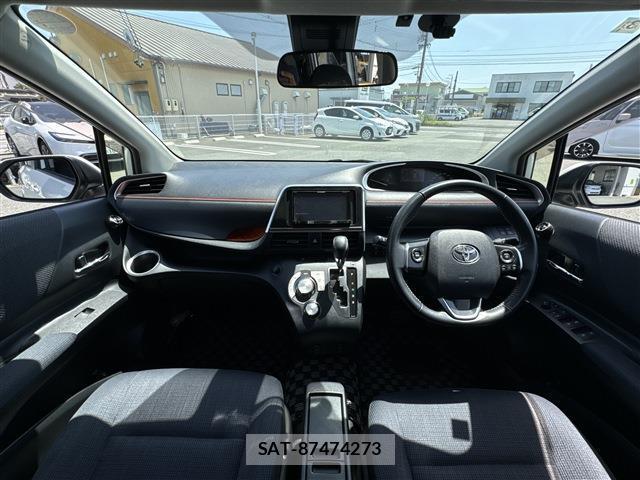 Toyota SIENTA 2016-03 8363184-14