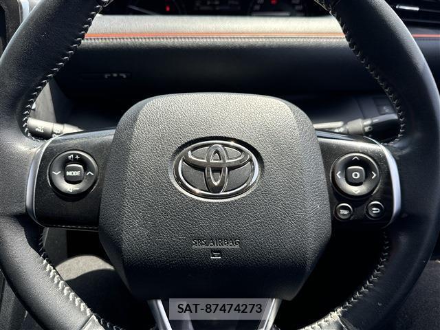 Toyota SIENTA 2016-03 8363184-16