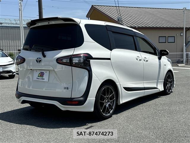 Toyota SIENTA 2016-03 8363184-3