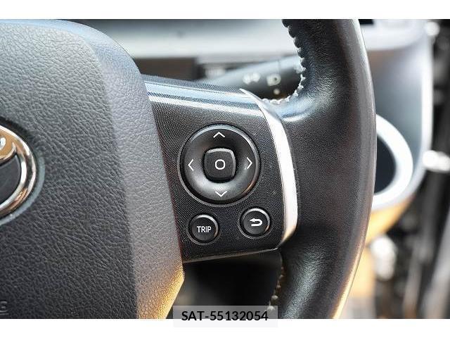Toyota SIENTA 2016-11 8363388-12