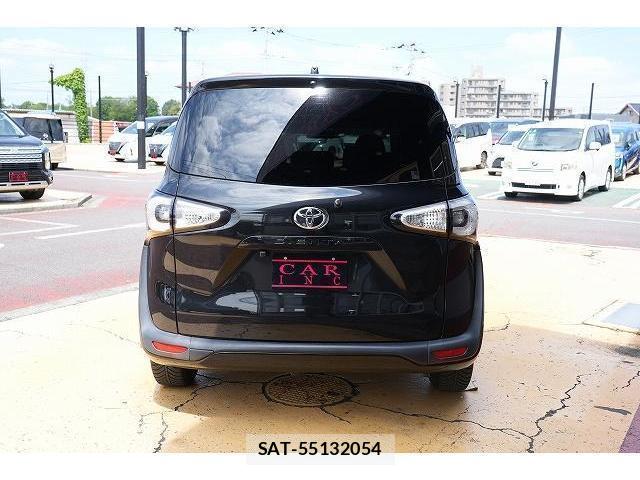 Toyota SIENTA 2016-11 8363388-17