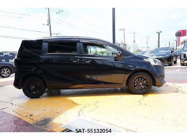 Toyota SIENTA 2016-11 8363388-19