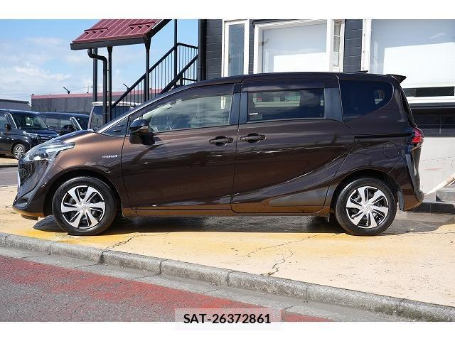 Toyota SIENTA 2019-10 8363397-2