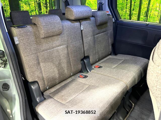 Toyota SIENTA 2022-11 8363679-9